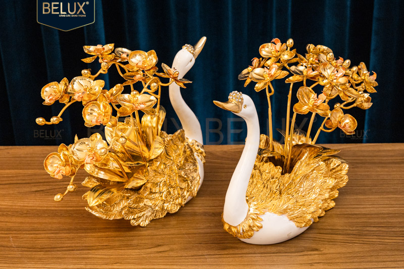 Chậu Lan Song Hỷ Mạ Vàng 24K –Biểu Tượng Của Tình Yêu Vĩnh Cửu Và Sự Sang Trọng